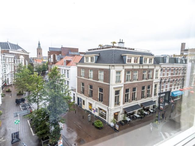 MVGM Te huur: Paviljoensgracht 1 c, den haag