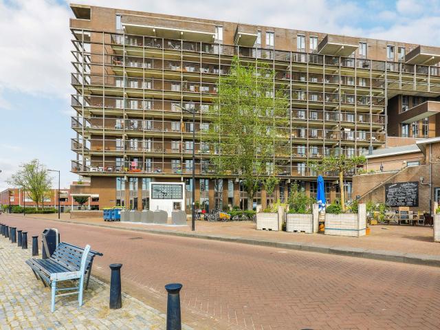 MVGM Te huur: R.j.h. fortuynstraat 143, amsterdam