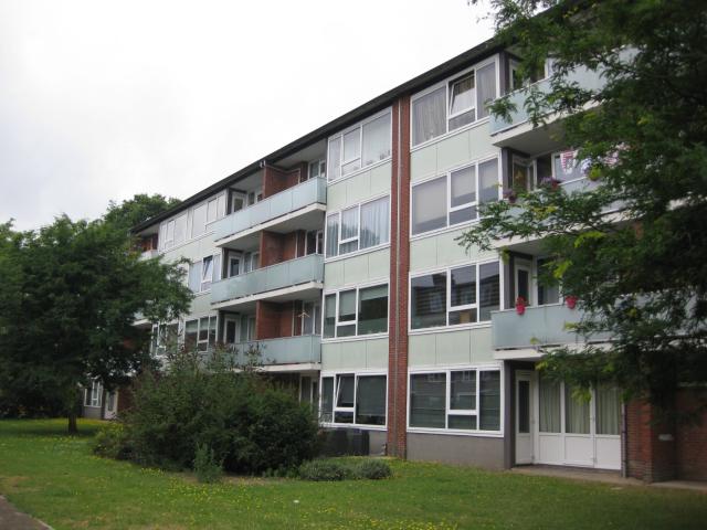 MVGM Te huur: Rembrandtlaan 212, enschede