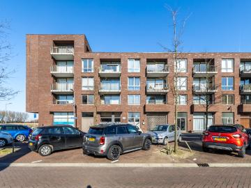 MVGM Te huur: Van der duijn van maasdamweg 136, rotterdam