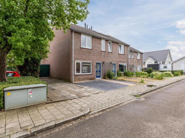MVGM Te huur: Zeepweg 32, gronsveld