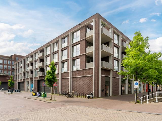 MVGM Te huur: Zuiderstraat 70, delft