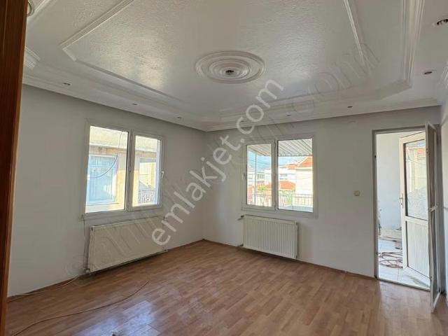 My İsmetpaşa Mah. Kiralık Geniş 3+1 Daire