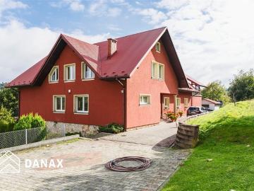 Pensjonat 480 m² z tarasami i salą bankietową
