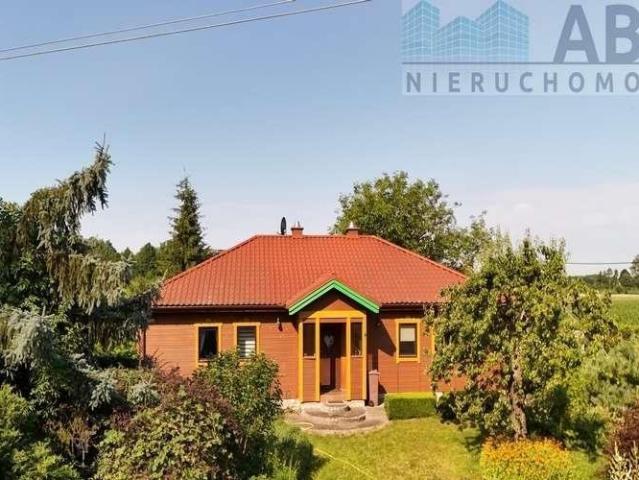 Sprzedam urokliwy dom z duszą i dużą działką 30 arów