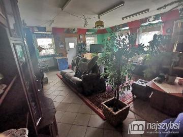 Przestronny dom 190 m2 z garażami i ogrodem