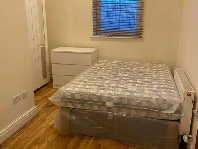 My Street, Salford M5, 2 bed detached house to rent, £1,300 pcm | PrimeLocation