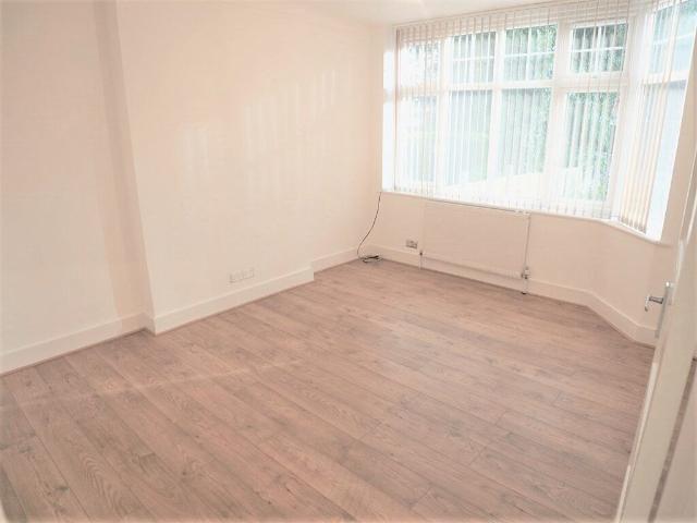 Myddelton Avenue EN1, 2 bed maisonette to rent, £1,600 pcm | PrimeLocation