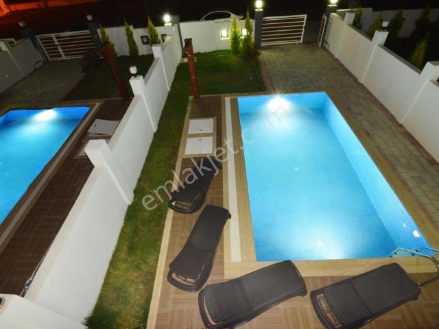 Mykonut'tan Kocaçalış'ta Site İçinde 3+1 İkiz Villa Özel Havuzlu