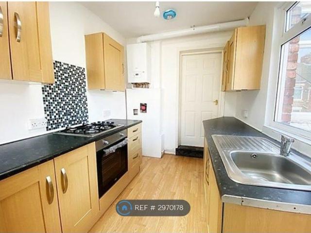 Myrtle Grove, Wallsend NE28, 3 bed flat to rent, £850 pcm | PrimeLocation