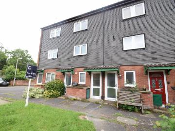 Myrtleside Close, Northwood HA6, 1 bed maisonette to rent, £1,400 pcm | PrimeLocation
