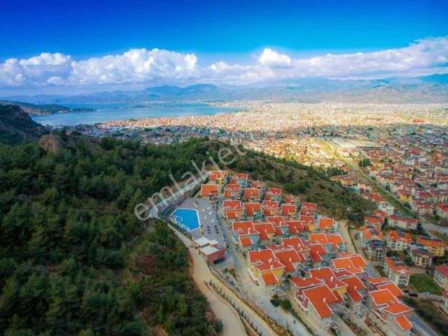 Myra Park'ta Havuzlu, Otoparklı, Güvenlikli 3+1 Dubleks