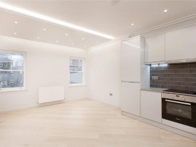 Myrdle Street, London, E1 2 bed apartment to rent £2,600 pcm £600 pw