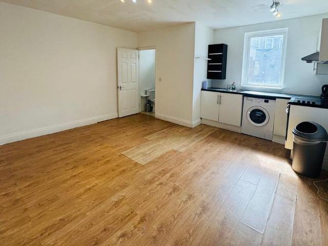Myron Place, Lewisham SE13, Studio to rent, £1,250 pcm | PrimeLocation