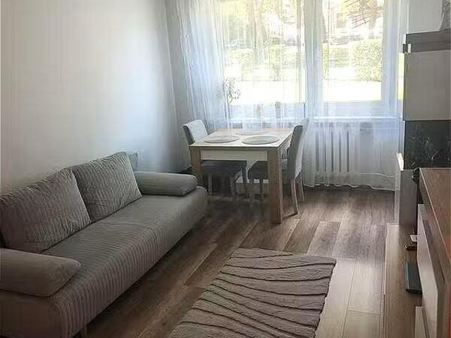 Sprzedam mieszkanie 26,5 m² w Mysłowicach z piwnicą i świetną lokalizacją