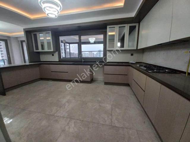 Mysistem Emlaktan Acil Satılık Ultra Lüks 4.5+1 Daire