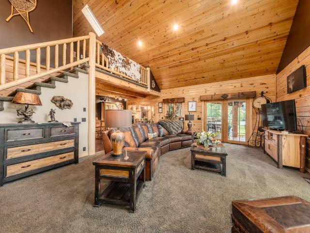 N10627 Bay View Ln