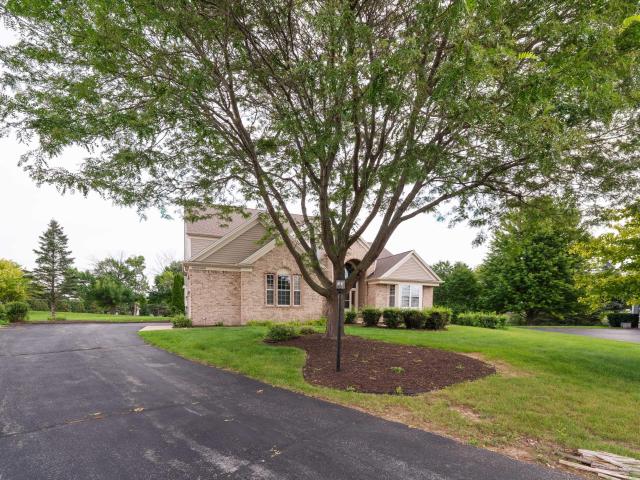 N103W14660 Hawkeye Ct