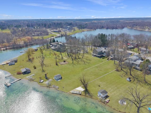 N1140 Tombeau Rd