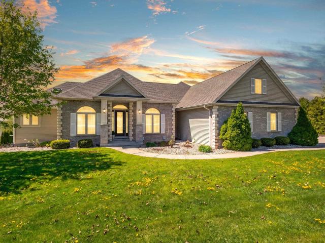 N1657 Carlin Rd, Fort Atkinson, WI 53538 | MLS #2021