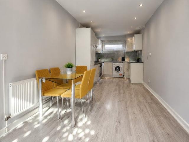N7 7RL Finsbury Park 4 bedroom House with Garden