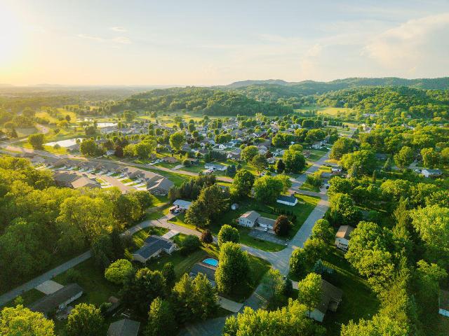 N5273 Clover Ct
