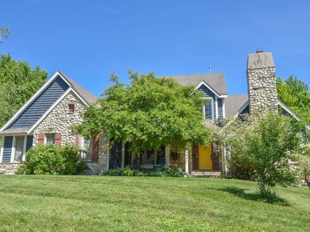 N53W27805 Bantry Rd, Lisbon, WI 53089
