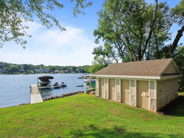 N7317 Chapel Dr, Unit 1