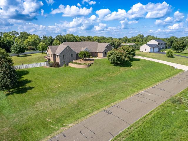 N779 Twin Knolls Dr