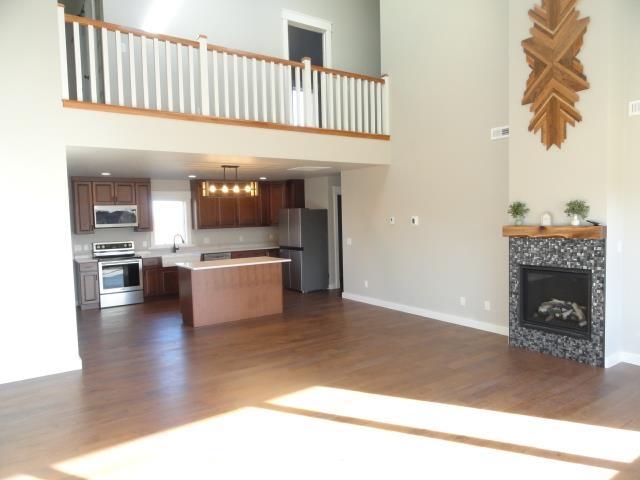 N8568 Seward Dr