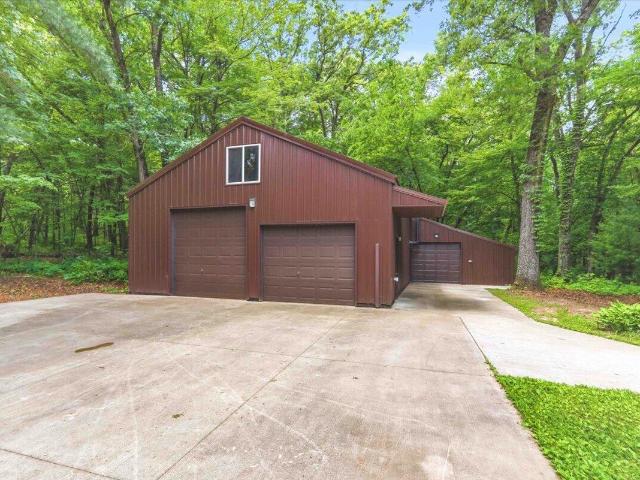 N9261 Perkins Rd