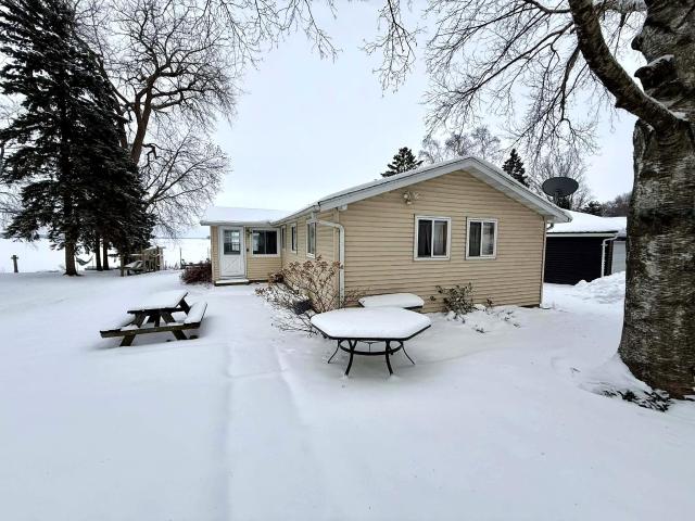 N9384 Idle Hour Dr, Randolph, WI 53956 | MLS #2010