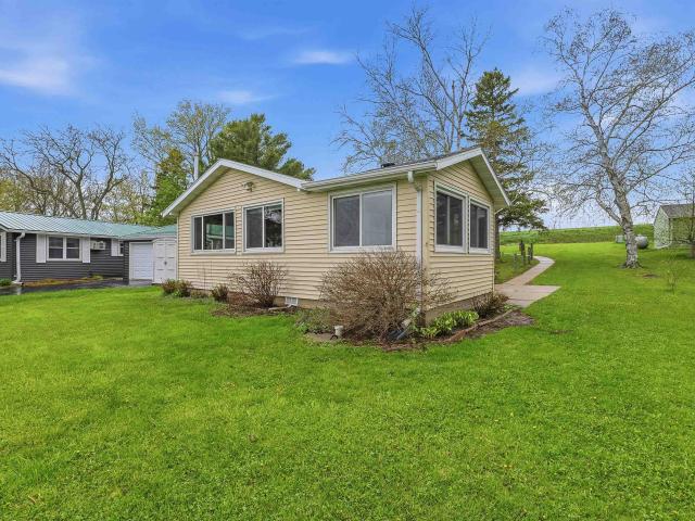 N9384 Idle Hour Drive
