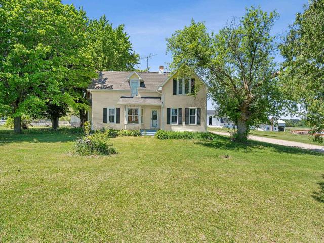 N9567 32nd Drive Road