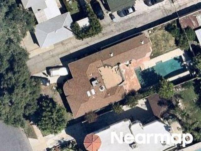 N Myers St