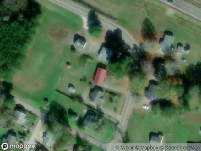 N Main St