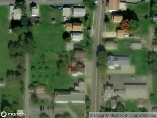 N Main St