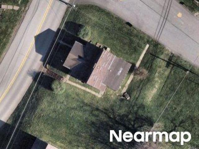 N Main St