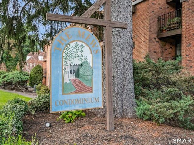 N Main St Apt,west Hartford, Condo For Sale