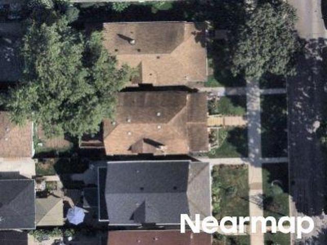 N Mango Ave