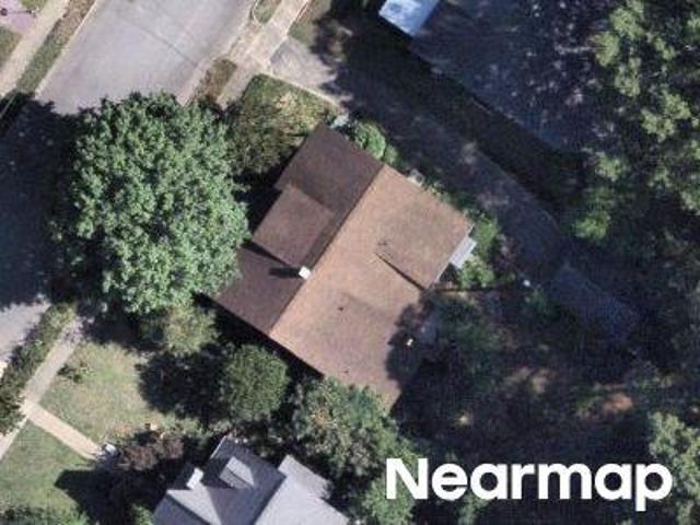 N Massey St