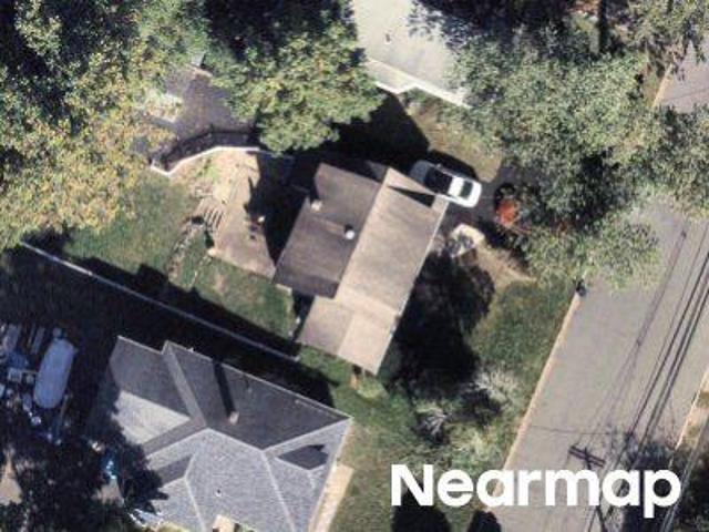 N Maple Ave