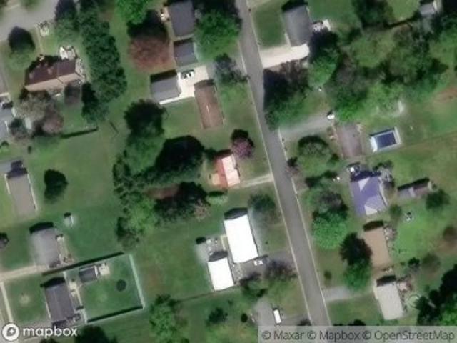 N Maple Ave