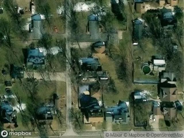 N Maple St