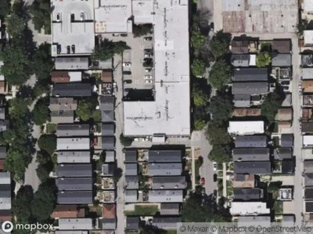 N Maplewood Ave