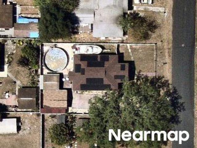 N Matanzas Ave