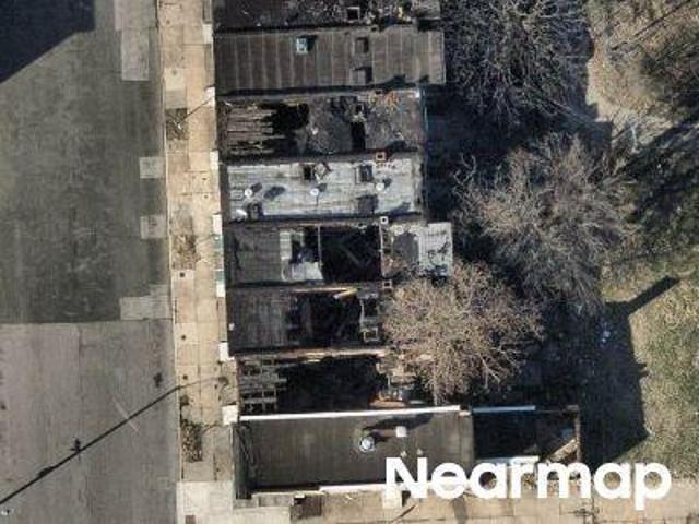 N Montford Ave