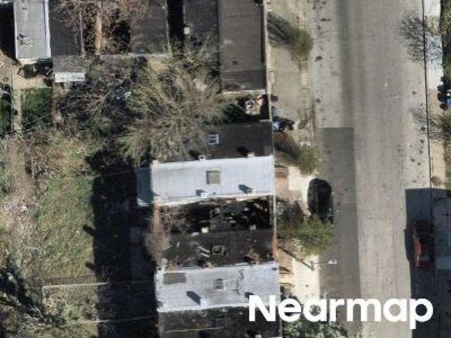 N Mount St