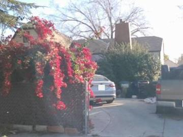 N Mountain View Ave