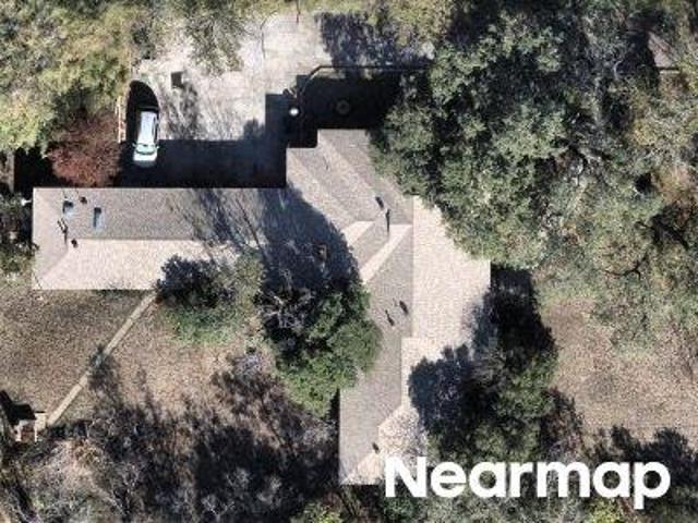 N New Braunfels Ave